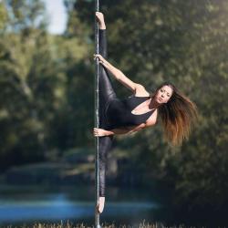 Pole Dance And Co
