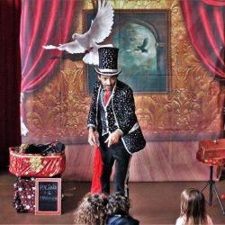 Polino Magicien, Jongleur, Ballons