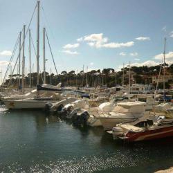 Port De Carry Le Rouet