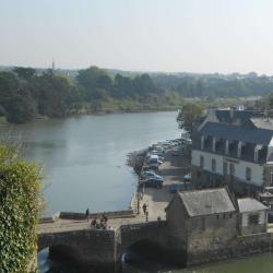 Port De Saint Goustan