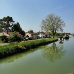 Port Et Halte Nautique De Plagny