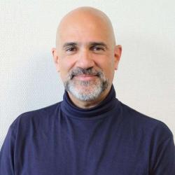 Luis Caldera