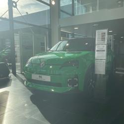 Renault Chartres - Car Lovers