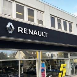Renault Mantes - Car Lovers