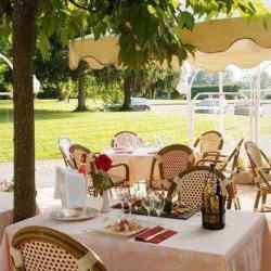 Hôtel Restaurant Lounge La Charpinière