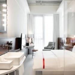Ruby Lilou Hotel