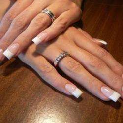 Sabrina Beauty Nails