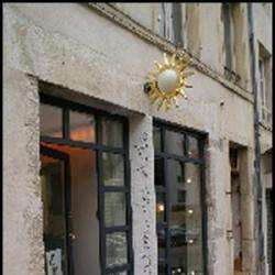 Salon Des Arts