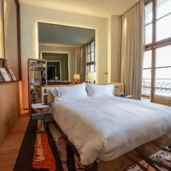 Sax Paris, Lxr Hotels & Resorts