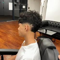 Sendi Barber