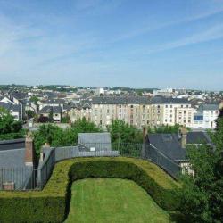 Square Du Bicentenaire