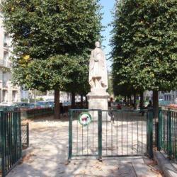 Square Lamartine