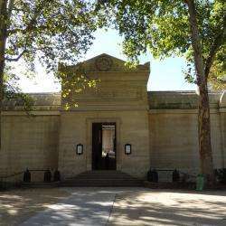Square Louis XVI