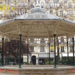 Square Trousseau