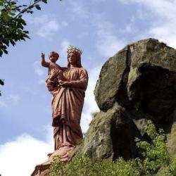 Statue Notre Dame De France