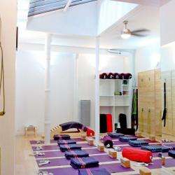 Studio Yoga République - Méthode Iyengar