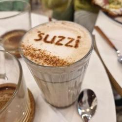 Suzzi Kafe