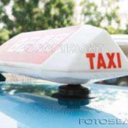 Taxi Pomponne