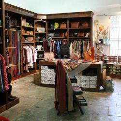 Textiles Et Traditions