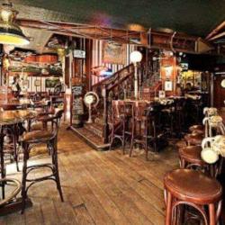 The Central Pub