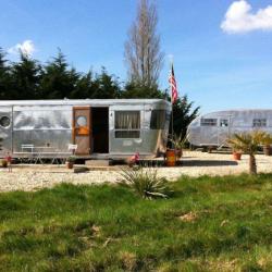 The Vintage Trailer - Hébergement Insolite