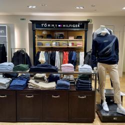 Tommy Hilfiger