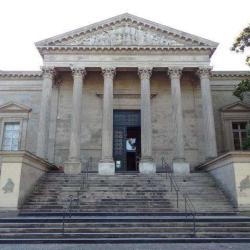 Tribunal De Grande Instance