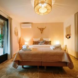 Tropicana Lodge