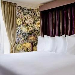 Une Autre Chambre