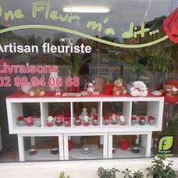 Une Fleur M'a Dit...