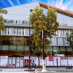 Uniqlo
