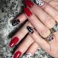 Val Ongles