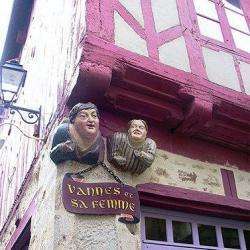 Vannes Et Sa Femme