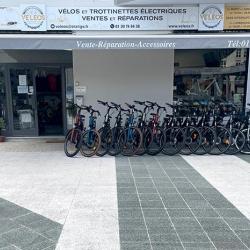 Véléos - Trottinettes, Vélos électriques
