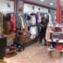 Vestiboutique De La Croix Rouge