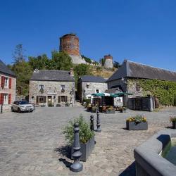 Village Médiéval Hierges