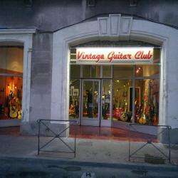 Vintage Guitar Club