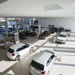 Volkswagen Touring Automobiles