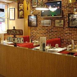 Restaurant Woody's Diner