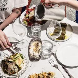 Zesti Taverna