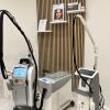 Équipements laser du centre Absolu Santé Laser à Paris 16, pour l’épilation laser et le détatouage.
