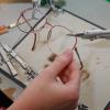 Réparation de lunettes chez votre opticien Atout Point de Vue à Fontenay le Comte (85)