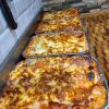 Plat traiteur Lasagnes qui sortent du four