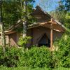 Tente lodge avec ou sans sanitaire privatif Camping Dordogne Les Cinq Châteaux