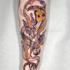 Une pointe de dorée dans une compo légère, c'est la touche spéciale en tatouage de Estelle. Chez Corpus memori, cette tatoueuse peut réaliser n'importe quel projet ou presque, elle maitrise de nombreuses techniques qui lui permettront de répondre à votre demande afin de créer un projet de tattoo personnalisé pour vous