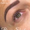 Maquillage semi-permanent effet poudré