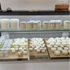 Boutique de fromages au lait de brebis à la Ferme du Bois Soleil Sèvres-Anxaumont dans la Vienne (86)