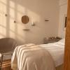 Le Fresh Club - Espace privé dédié au dainage lymphatique Renata França et au massage facial, Haut-Marais, Paris 3e.