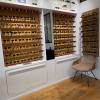 Sélection de lunettes de créateurs exposées dans la boutique Maison Montgrand Optique à Marseille.