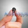 Intra auriculaire invisible disponible dans les laboratoires de correction auditive Audiologys.